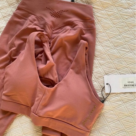 Pink Activewear Set - Picture 3 of 3